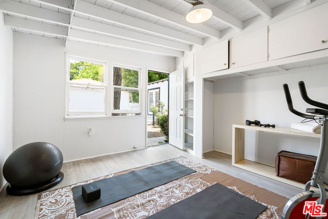 3340 Cardiff Avenue Los Angeles, CA 90034 - Photo 36 of 49 a view of a window and storage in a room