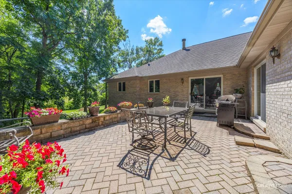 $625,000 | 11210 Pebble Drive, Huntley, IL 60142