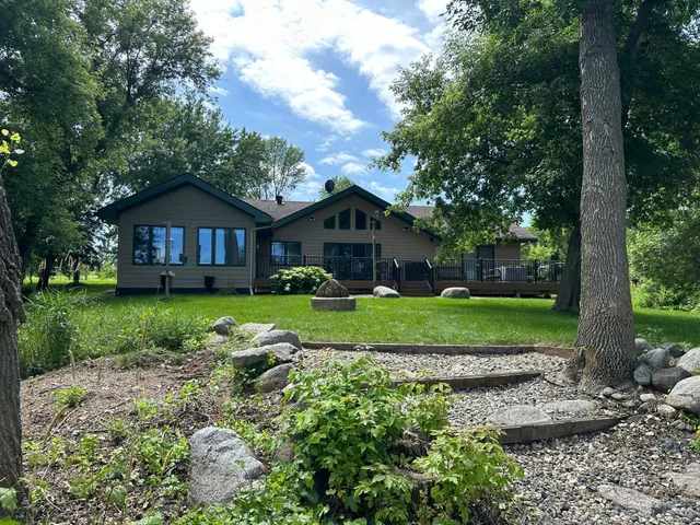 $530,000 | 7443 Walleye Lane Southwest, Alexandria, MN 56308