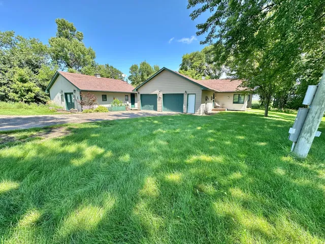 $530,000 | 7443 Walleye Lane Southwest, Alexandria, MN 56308