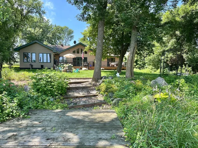 $530,000 | 7443 Walleye Lane Southwest, Alexandria, MN 56308