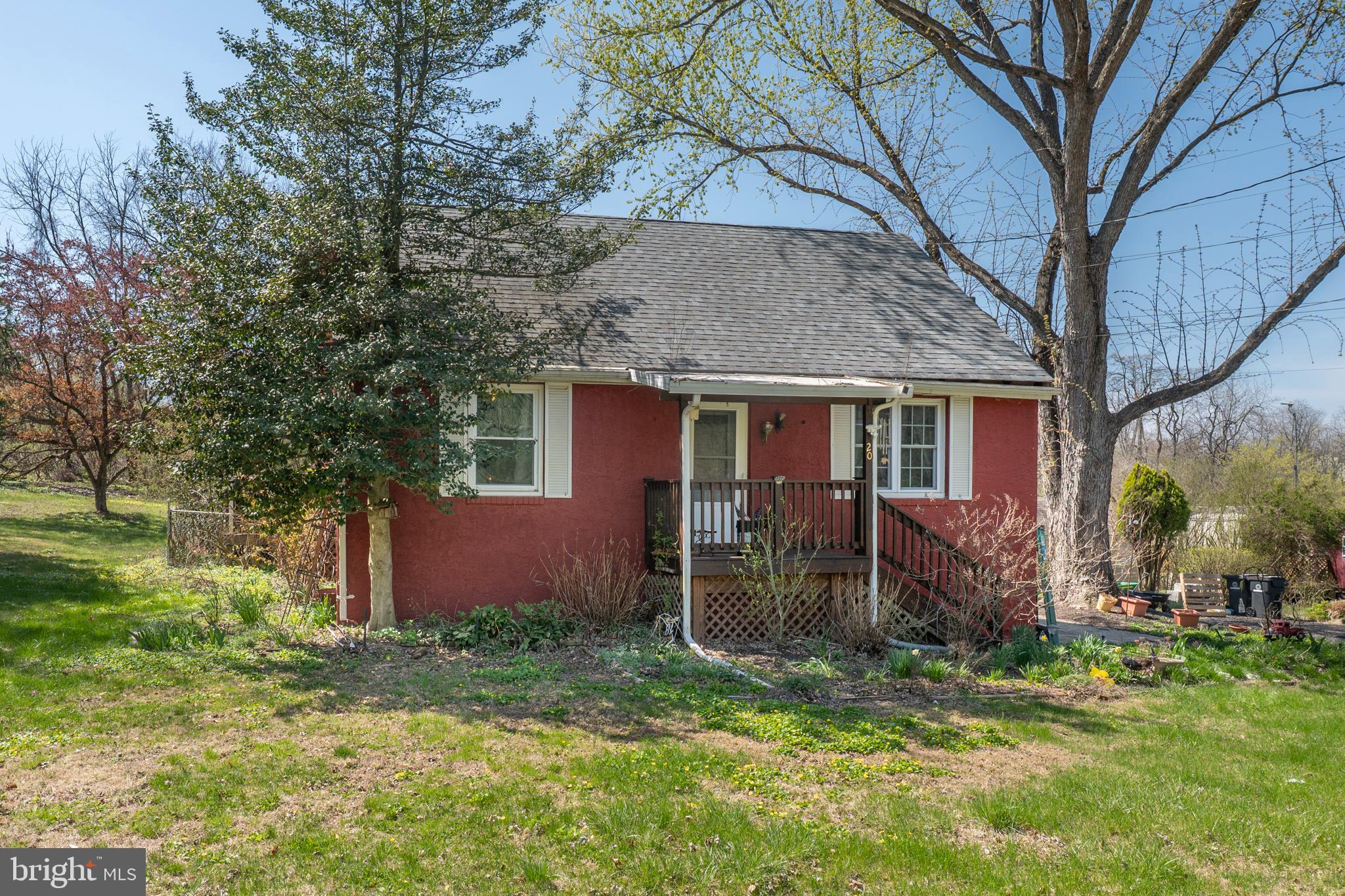 20 Cromby Road Phoenixville, PA 19460 - Photo 1 of 29 Amazing Single in Phoenixville Boro on 1 Acre