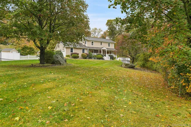 $749,000 | 4 Wayacross Road, Mahopac, NY 10541