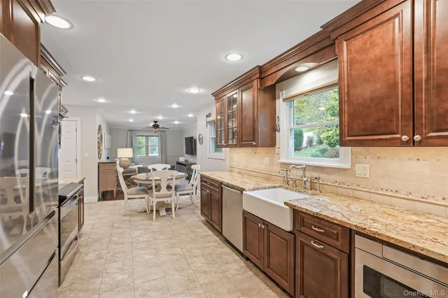 $749,000 | 4 Wayacross Road, Mahopac, NY 10541