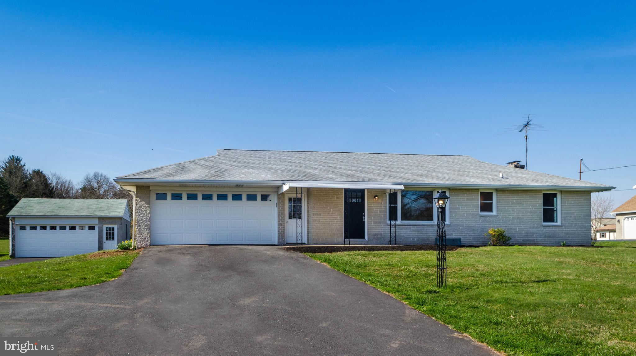 1234 Delta Road Red Lion, PA 17356 - Photo 2 of 62