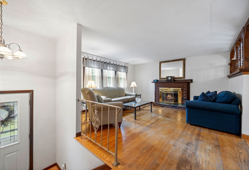 10 Tamarack Road Natick, MA 01760 - Photo 13 of 28 Gallery Image 13
