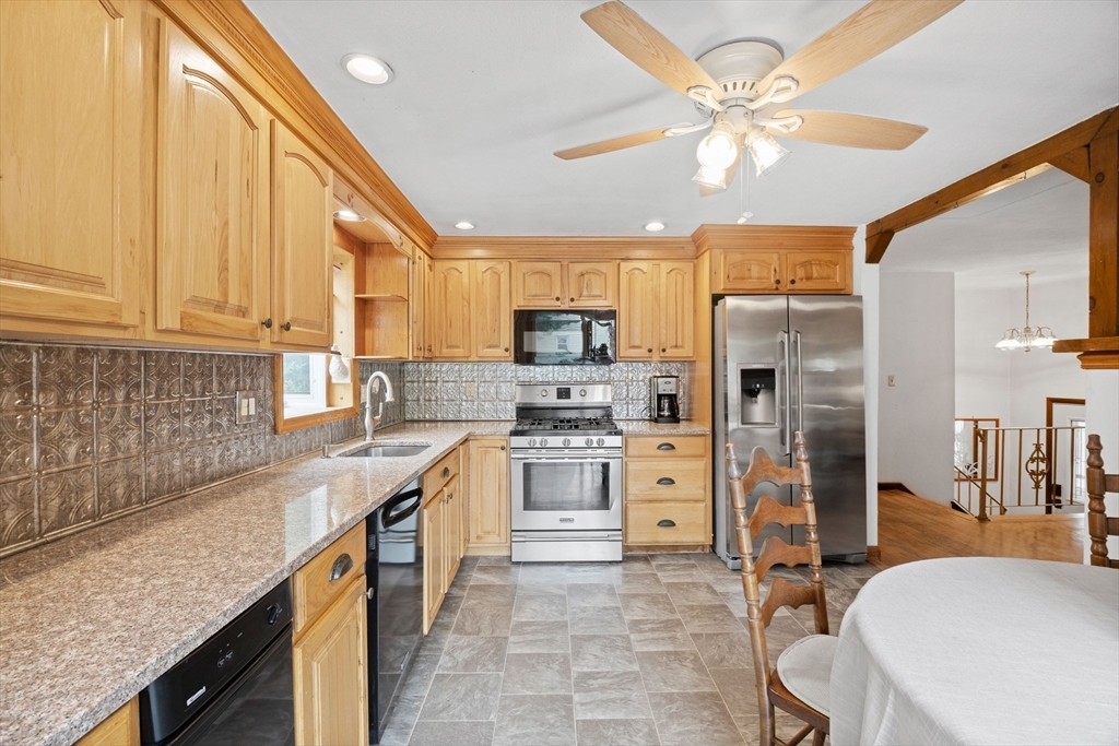 10 Tamarack Road Natick, MA 01760 - Photo 15 of 28 Gallery Image 15