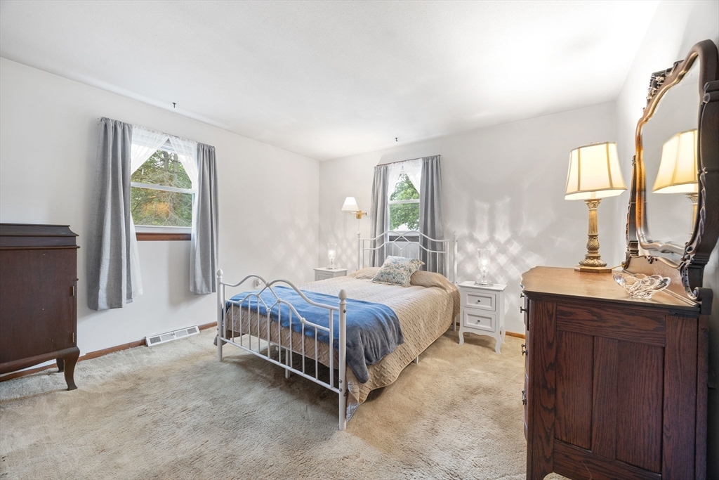 10 Tamarack Road Natick, MA 01760 - Photo 18 of 28 Gallery Image 18