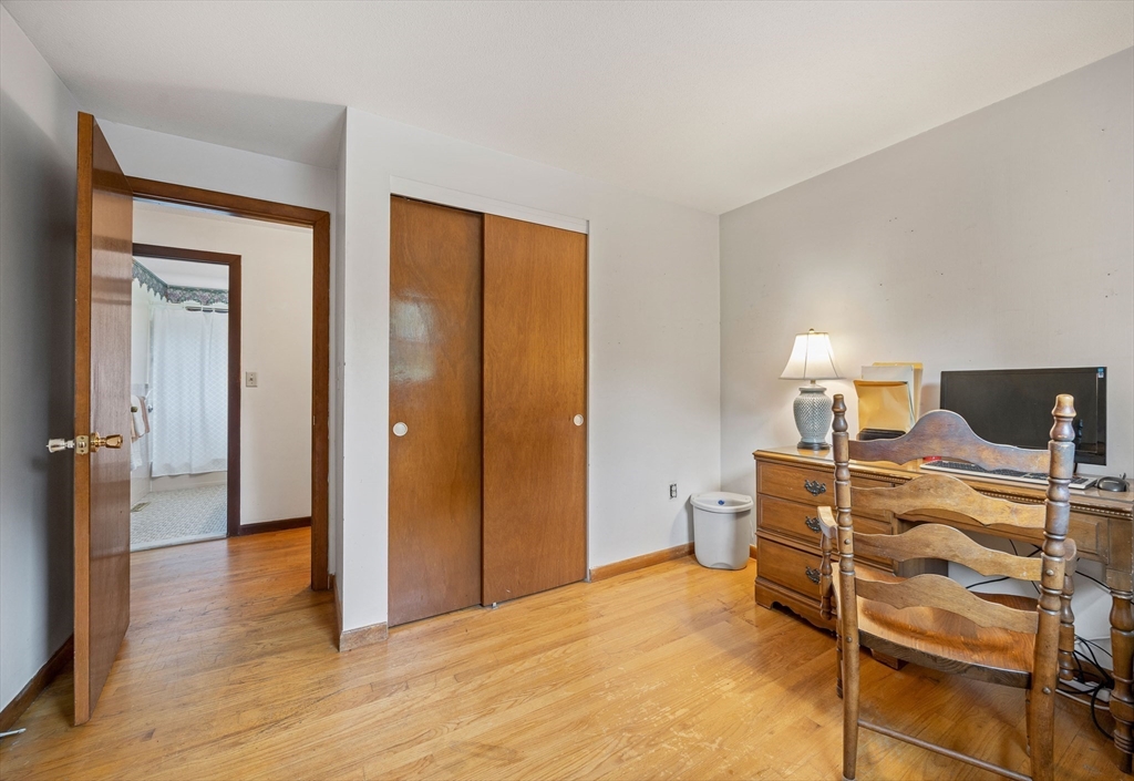10 Tamarack Road Natick, MA 01760 - Photo 20 of 28 Gallery Image 20