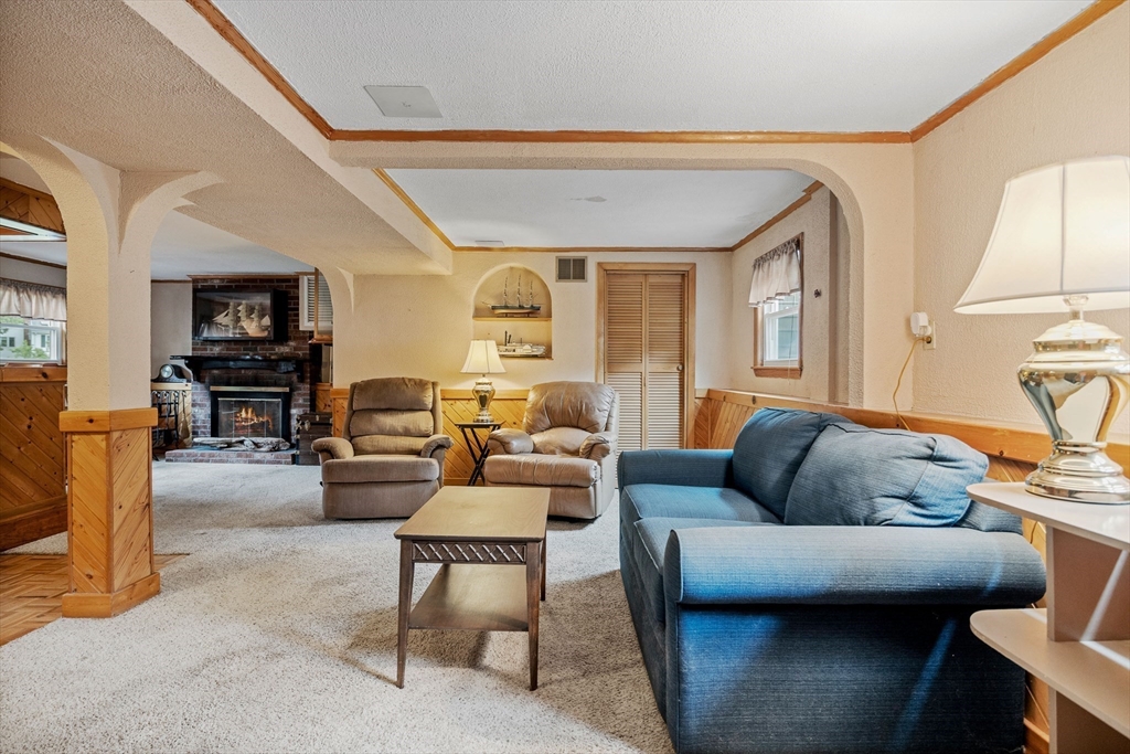 10 Tamarack Road Natick, MA 01760 - Photo 25 of 28 Gallery Image 25
