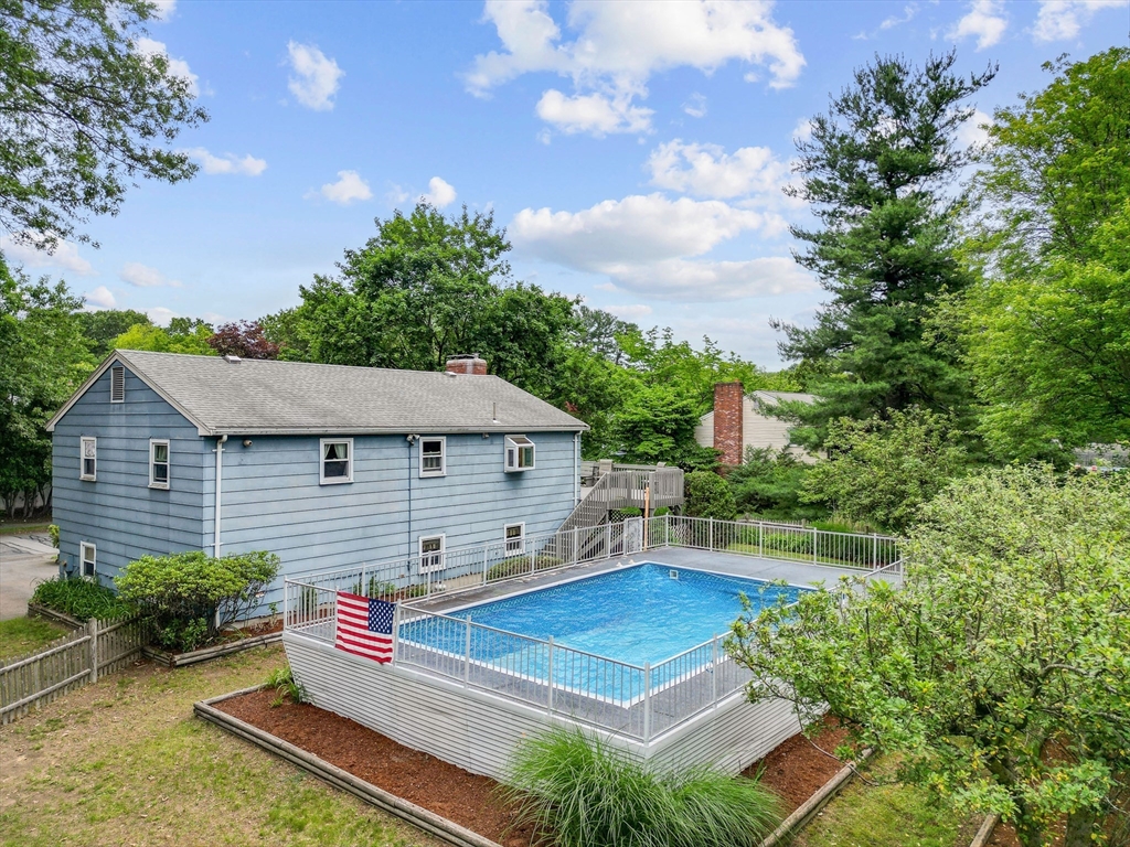 10 Tamarack Road Natick, MA 01760 - Photo 3 of 28 Gallery Image 3