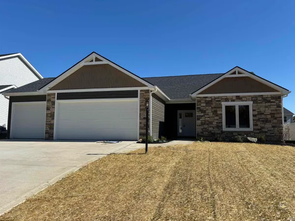 $369,800 | 13904 Diavik Place, Fort Wayne, IN 46845