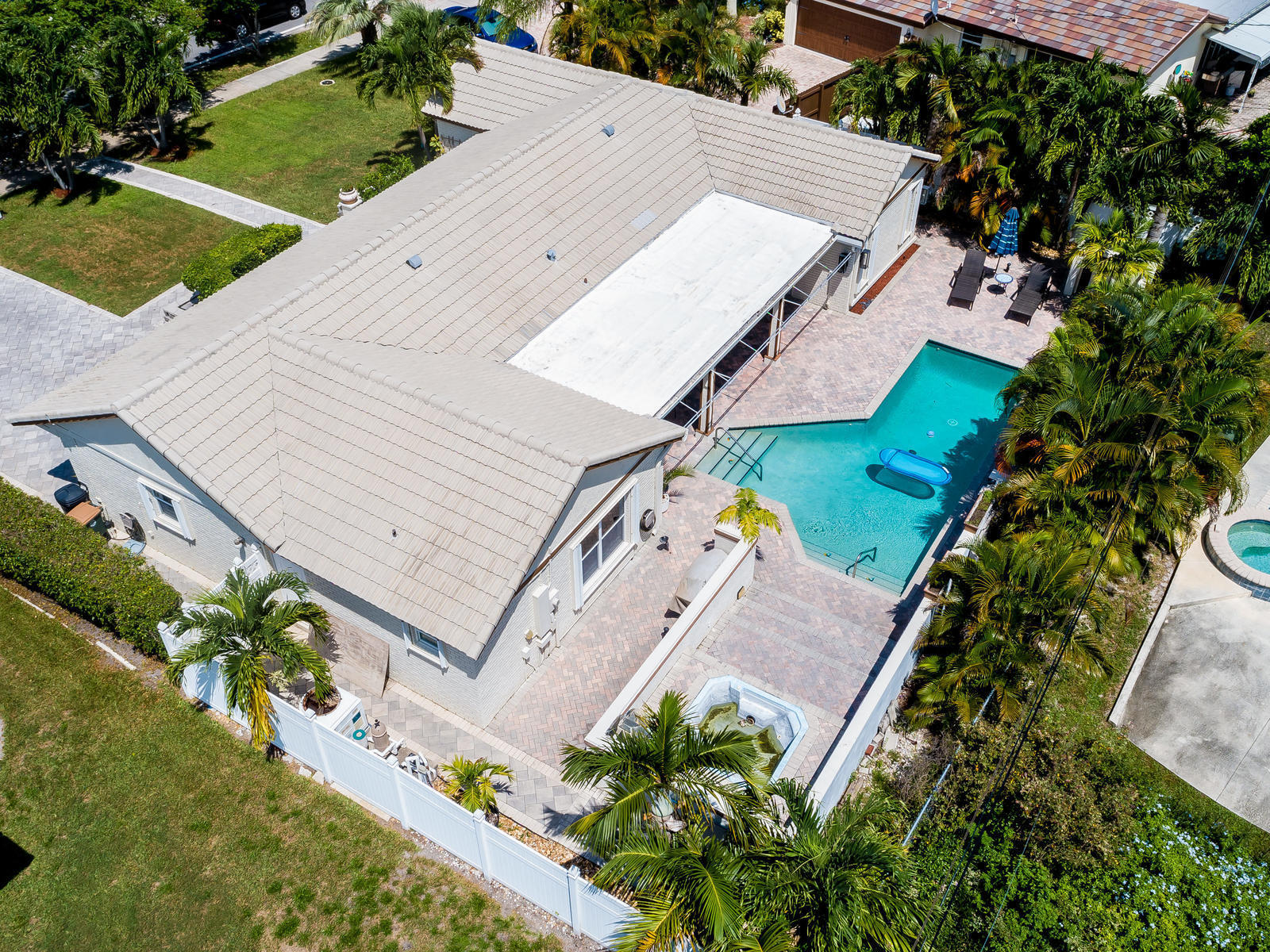 2310 Northeast 41st Street Lighthouse Point, FL 33064 - Photo 6 of 31 2310 NE 41st St Lighthouse-007-114-DJI 0