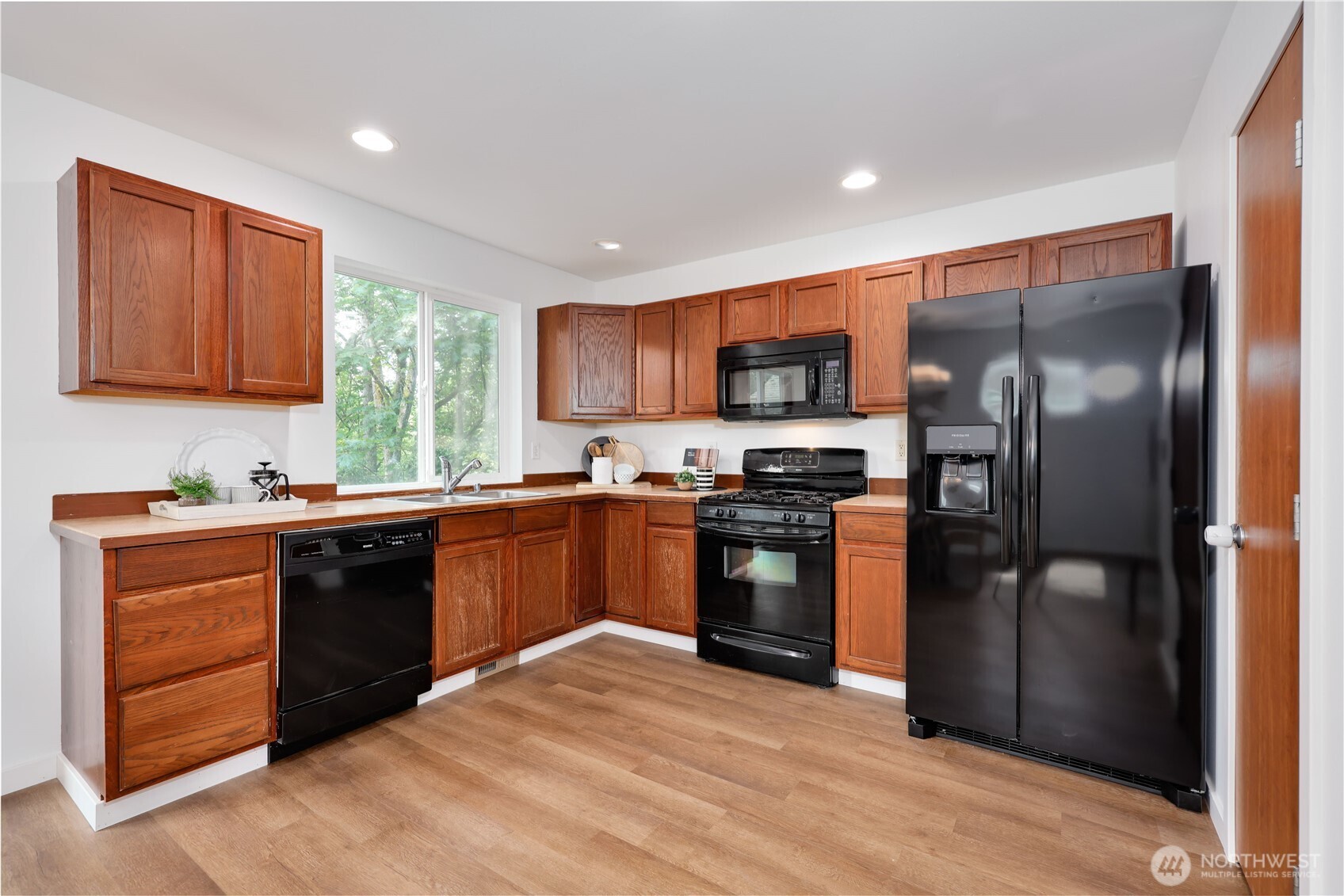 1260 Ridgeway Place East Port Orchard, WA 98366 - Photo 11 of 26 Gallery Image 11