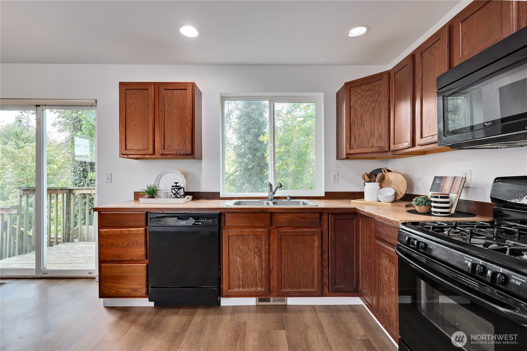 1260 Ridgeway Place East Port Orchard, WA 98366 - Photo 12 of 26 Gallery Image 12