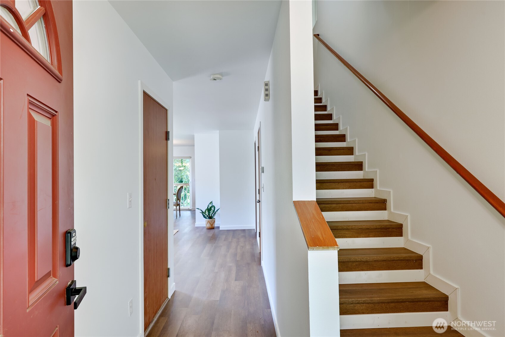 1260 Ridgeway Place East Port Orchard, WA 98366 - Photo 3 of 26 Gallery Image 3