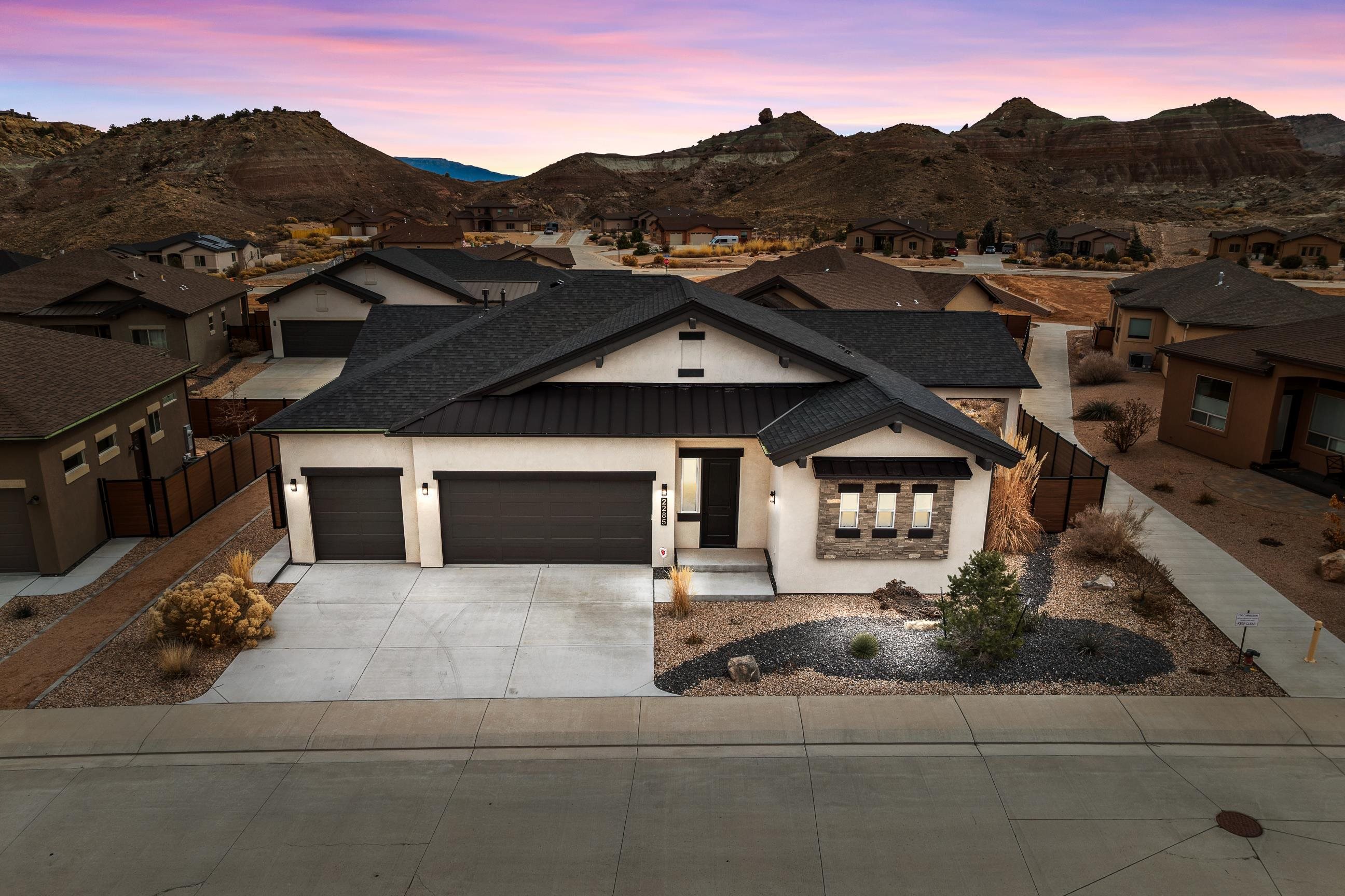 2285 Rock Valley Road Grand Junction, CO 81507 - Photo 2 of 33