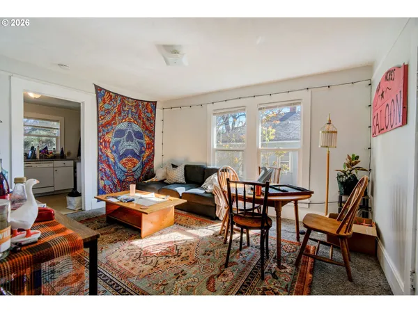 $574,900 | 3951 Southeast Holgate Boulevard, Portland, OR 97202