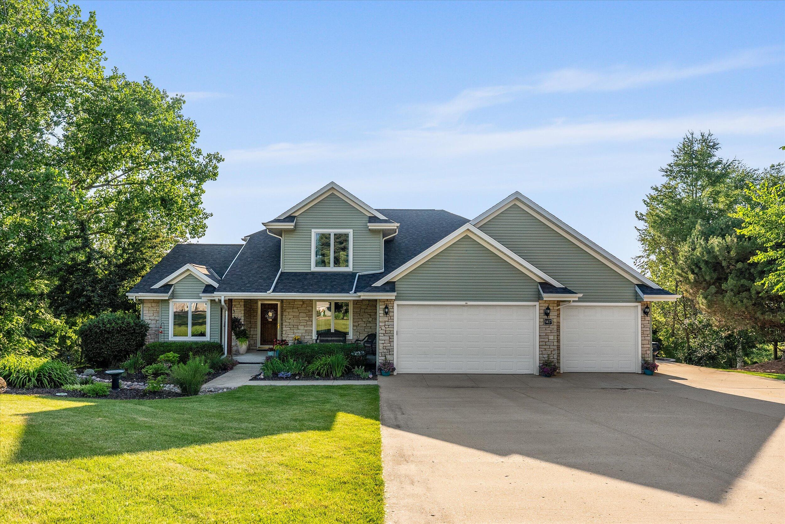 N5027 Sinissippi Point Road Hubbard, WI 53039 - Photo 1 of 1 01-Exterior Front