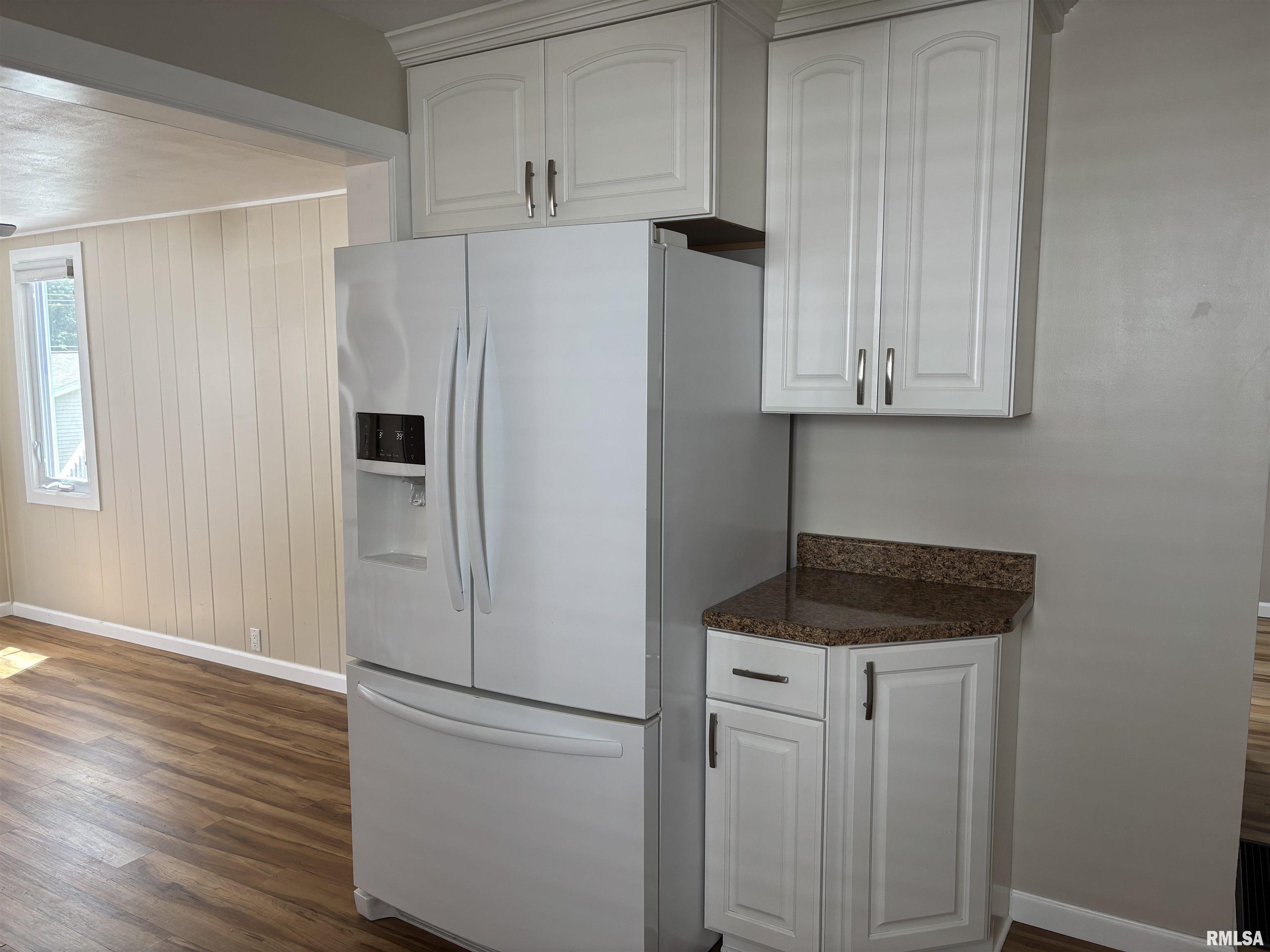 1824 Madison Street Quincy, IL 62301 - Photo 7 of 23