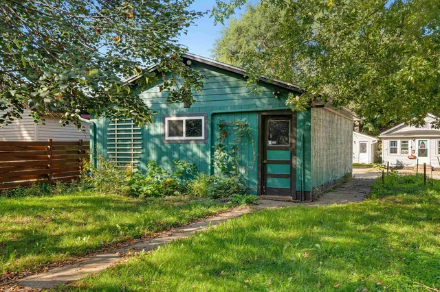 $189,000 | 1911 Liberty Street, La Crosse, WI 54603