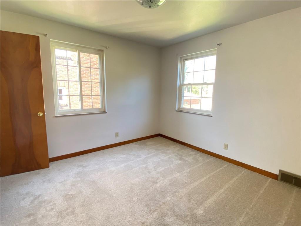 1015 Freeport Road Natrona Heights, PA 15065 - Photo 17 of 26 Gallery Image 17