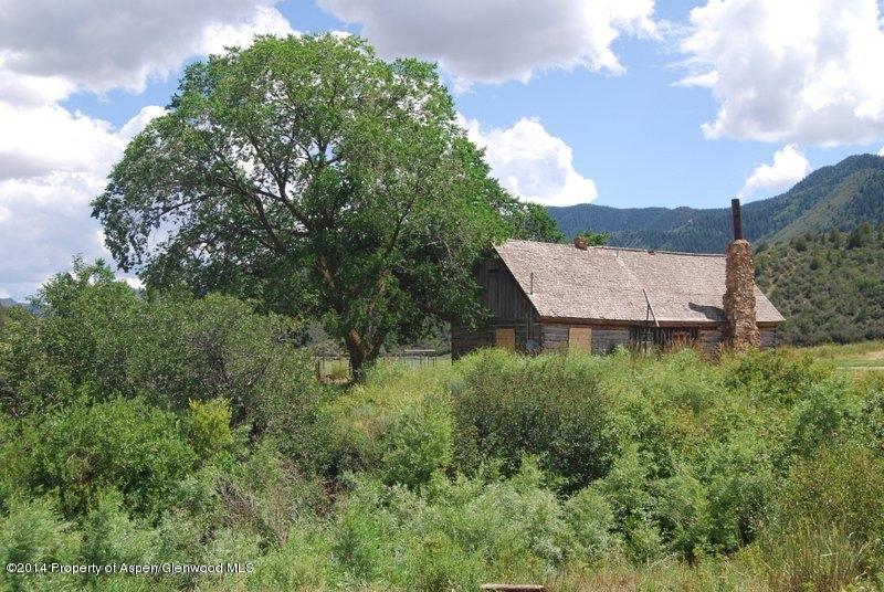 8175 County Road 252 Rifle, CO 81650 - Photo 20 of 39 a view of a yard in front of the house