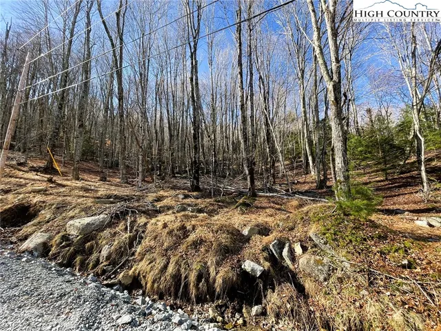 $25,000 | 135 Lakeledge Road, Beech Mountain, NC 28604