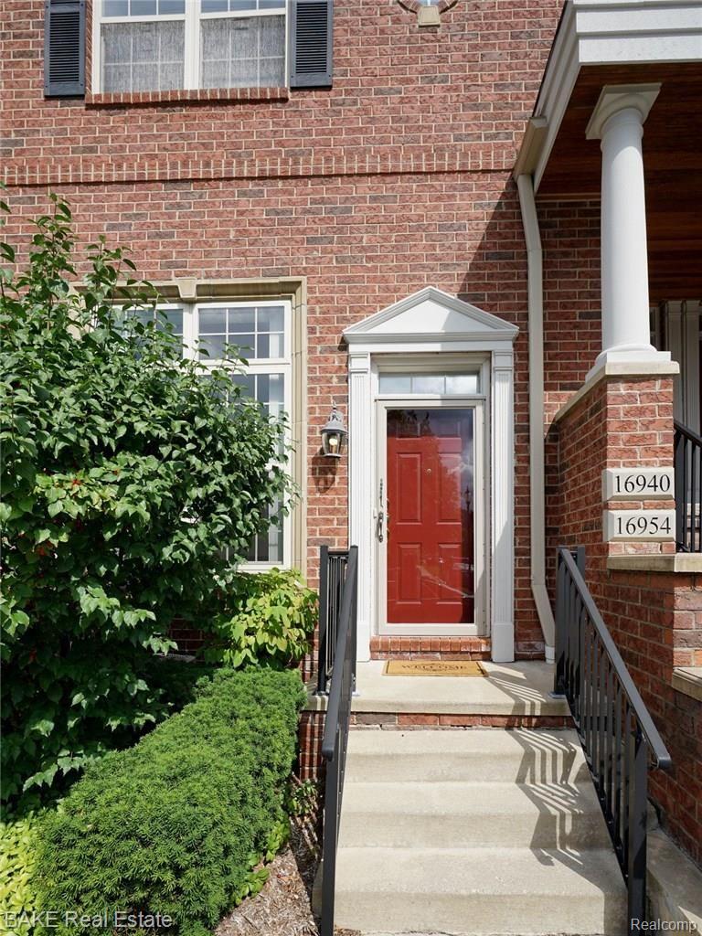 16954 Farmington Road, Unit 25 Livonia, MI 48154 - Photo 20 of 20 Move-in Ready & Immediate Occupancy