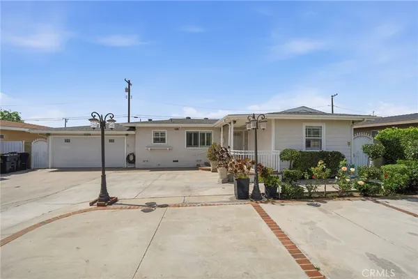 $1,090,000 | 10152 Malinda Lane, Garden Grove, CA 92840