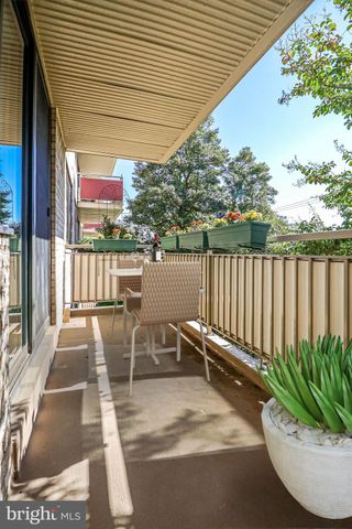 $255,000 | 4201 Cherry Hill Road, Unit 307, Arlington, VA 22207