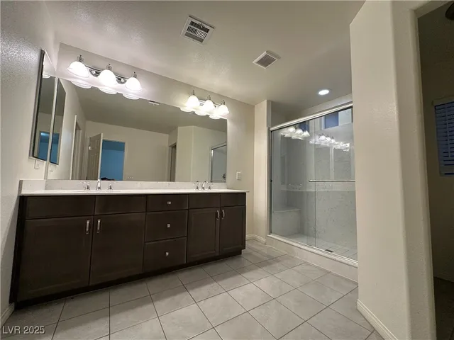 $2,350 | 7030 Ghost Hill Street, Las Vegas, NV 89118