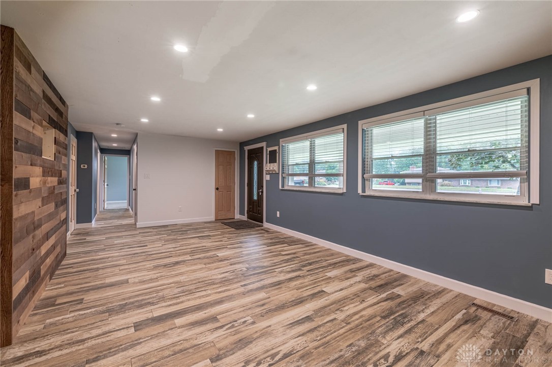 5545 Marshall Road Dayton, OH 45429 - Photo 2 of 24 Gallery Image 2