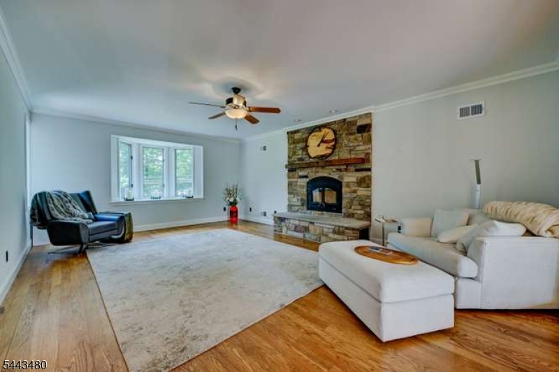 185 Alpine Trail Sparta, NJ 07871 - Photo 10 of 36