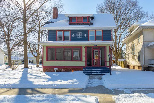 $324,900 | 1312 Michigan Avenue, La Porte, IN 46350