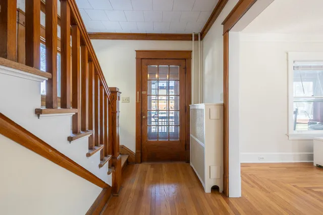 $324,900 | 1312 Michigan Avenue, La Porte, IN 46350