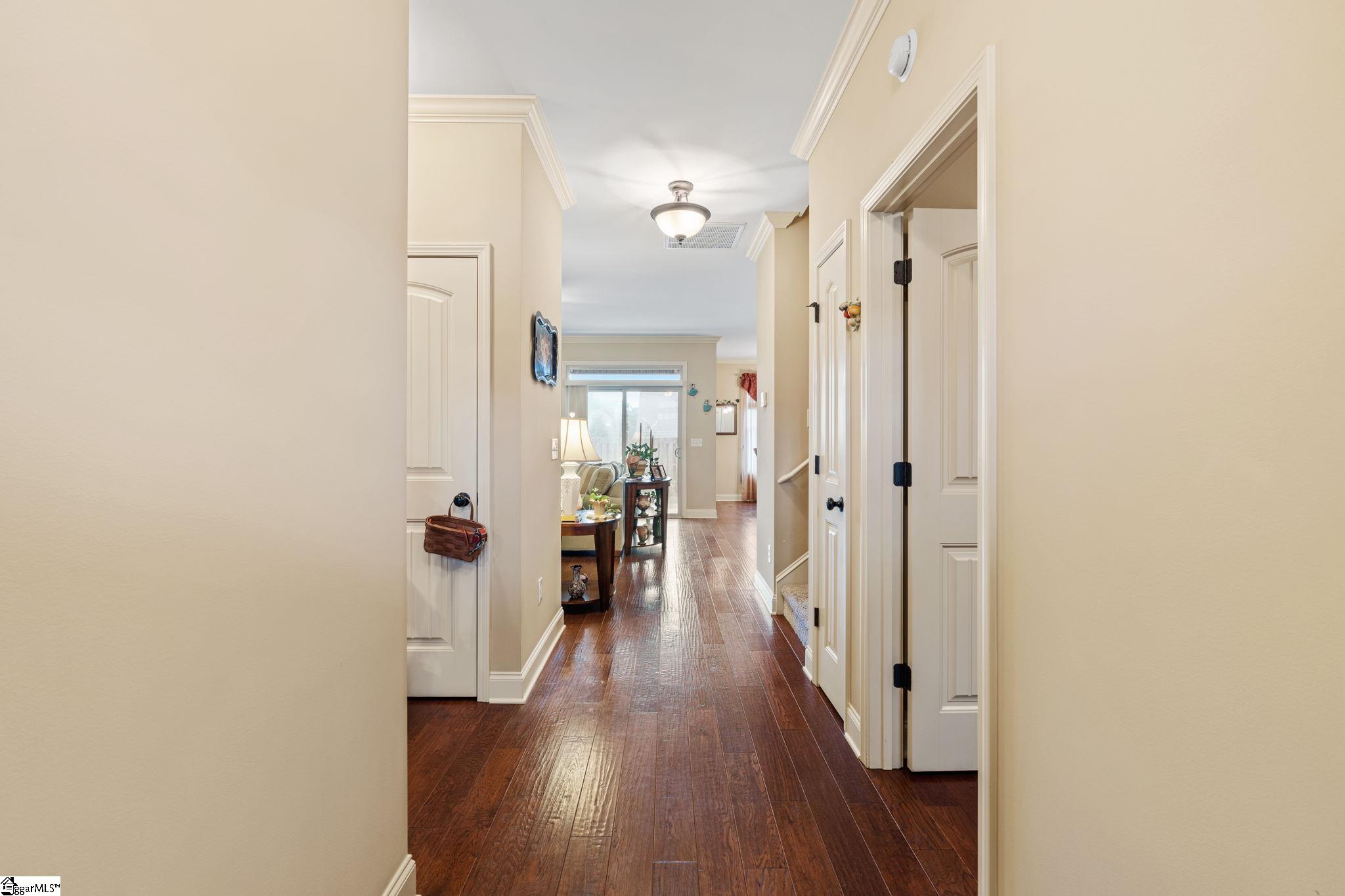 19 Barrier Way Greenville, SC 29607 - Photo 4 of 27 Gallery Image 4