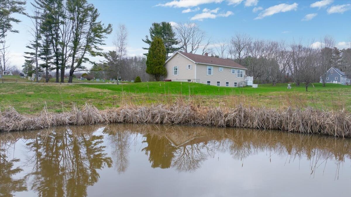 136 Stirling Road Warren, ME 04864 - Photo 4 of 57 4
