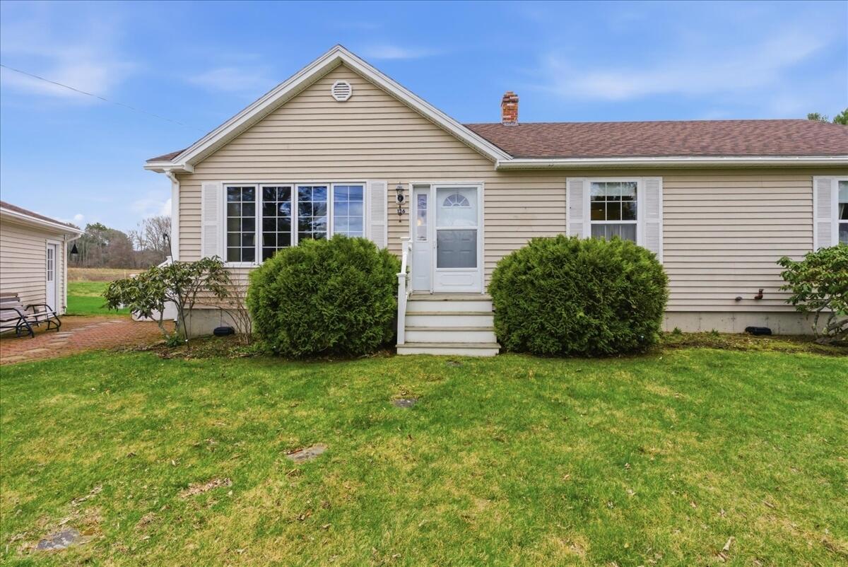 136 Stirling Road Warren, ME 04864 - Photo 5 of 57 5