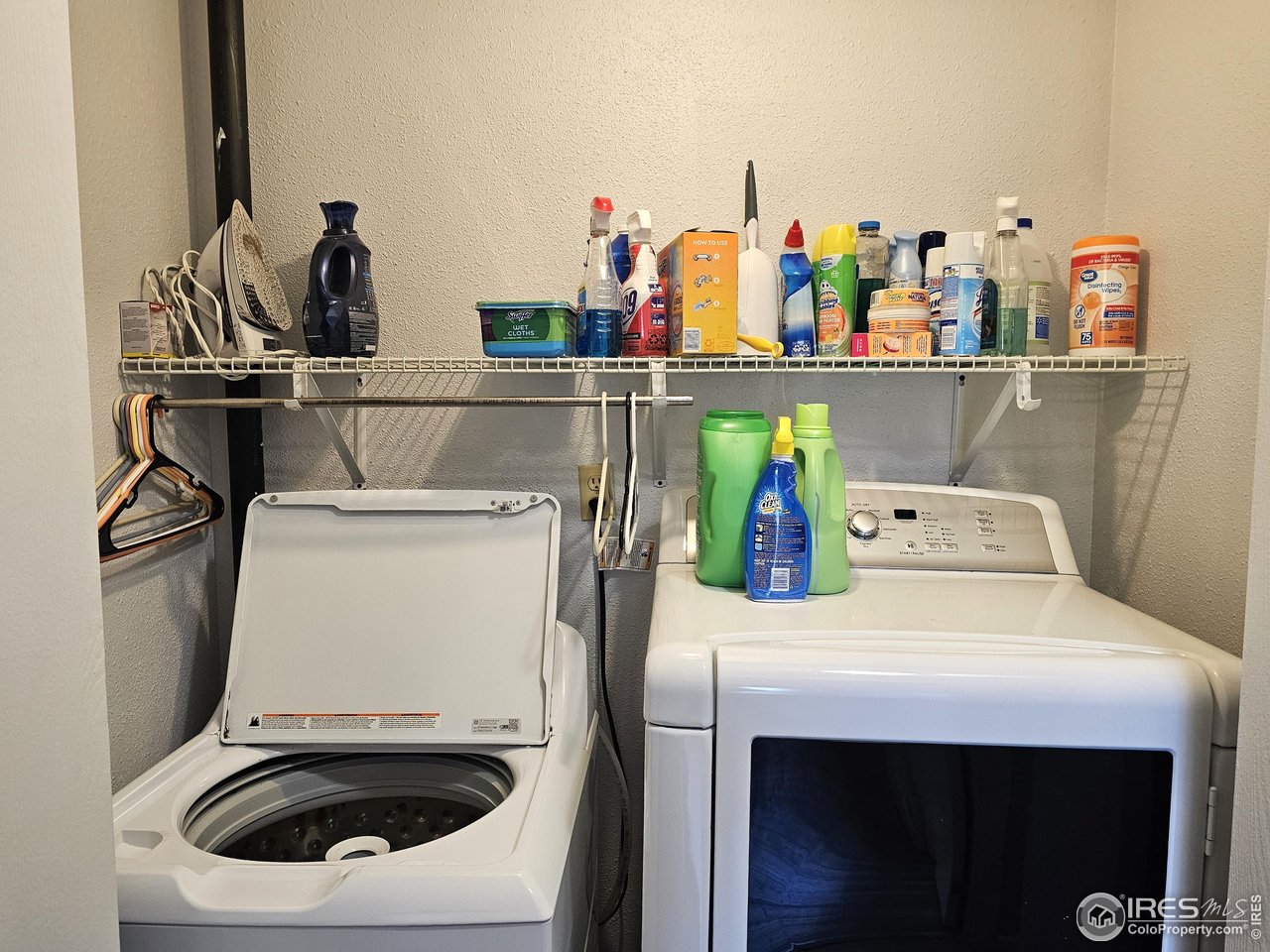 1628 Pheasant Ridge Sterling, CO 80751 - Photo 16 of 40 Laundry located in the hall of the main level