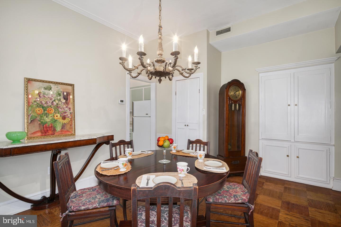 1830 Rittenhouse Square, Unit 8B Philadelphia, PA 19103 - Photo 11 of 23