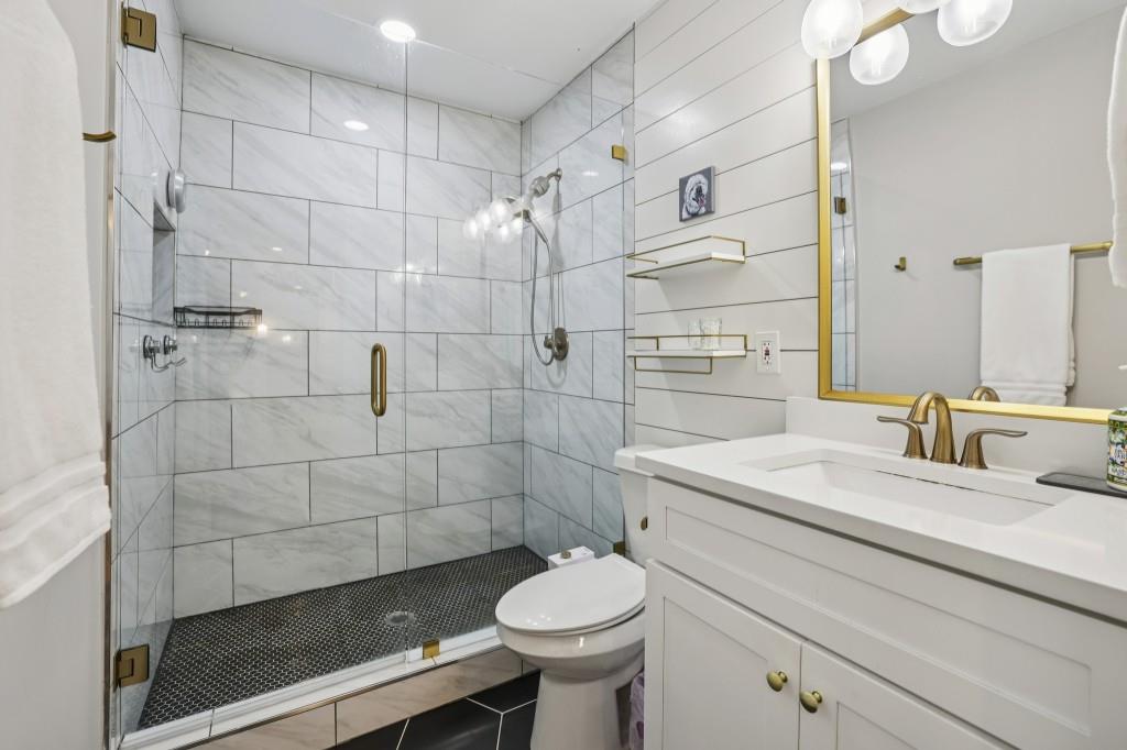 1702 Valencia Road Decatur, GA 30032 - Photo 18 of 29