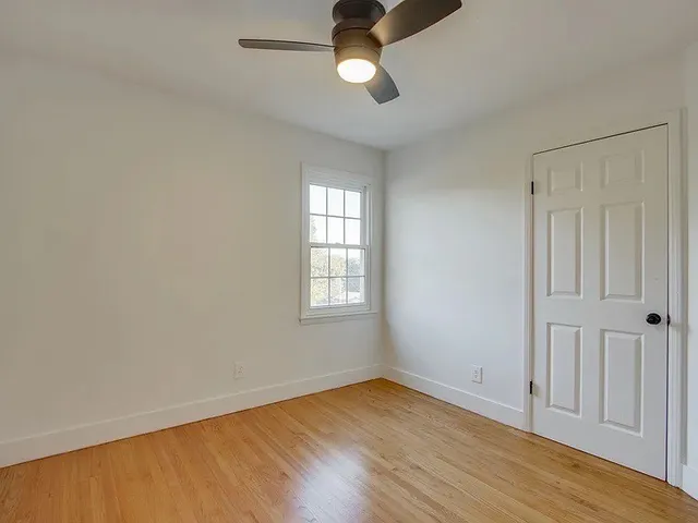 $2,000 | 216 Gardendale Drive, Columbia, TN 38401