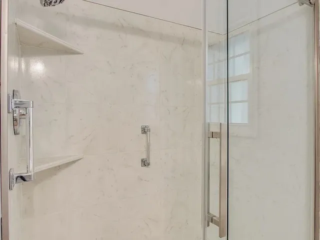 $2,000 | 216 Gardendale Drive, Columbia, TN 38401