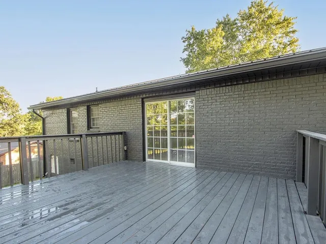 $2,000 | 216 Gardendale Drive, Columbia, TN 38401