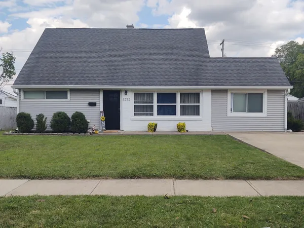 $270,000 | 3732 Richard Avenue, Grove City, OH 43123