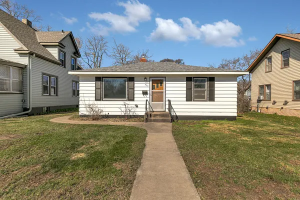 $139,900 | 827 Washington Memorial Drive, St. Cloud, MN 56301
