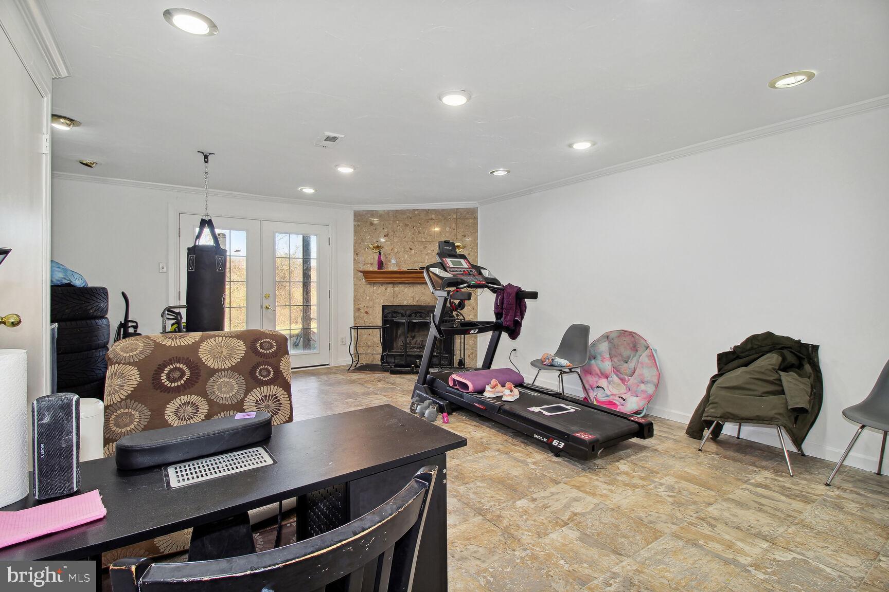 6986 Rockfield Road Windsor Mill, MD 21244 - Photo 16 of 22