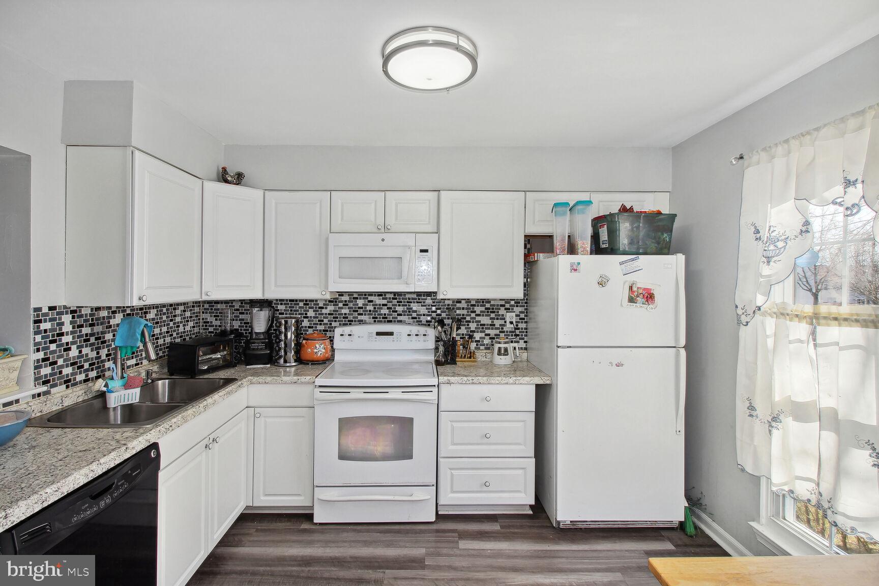 6986 Rockfield Road Windsor Mill, MD 21244 - Photo 9 of 22