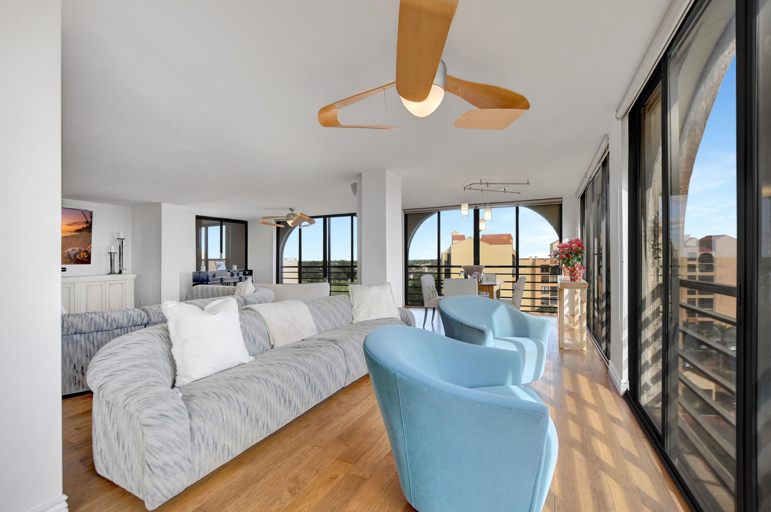 7209 Promenade Drive, Unit 801 Boca Raton, FL 33433 - Photo 11 of 53 living room